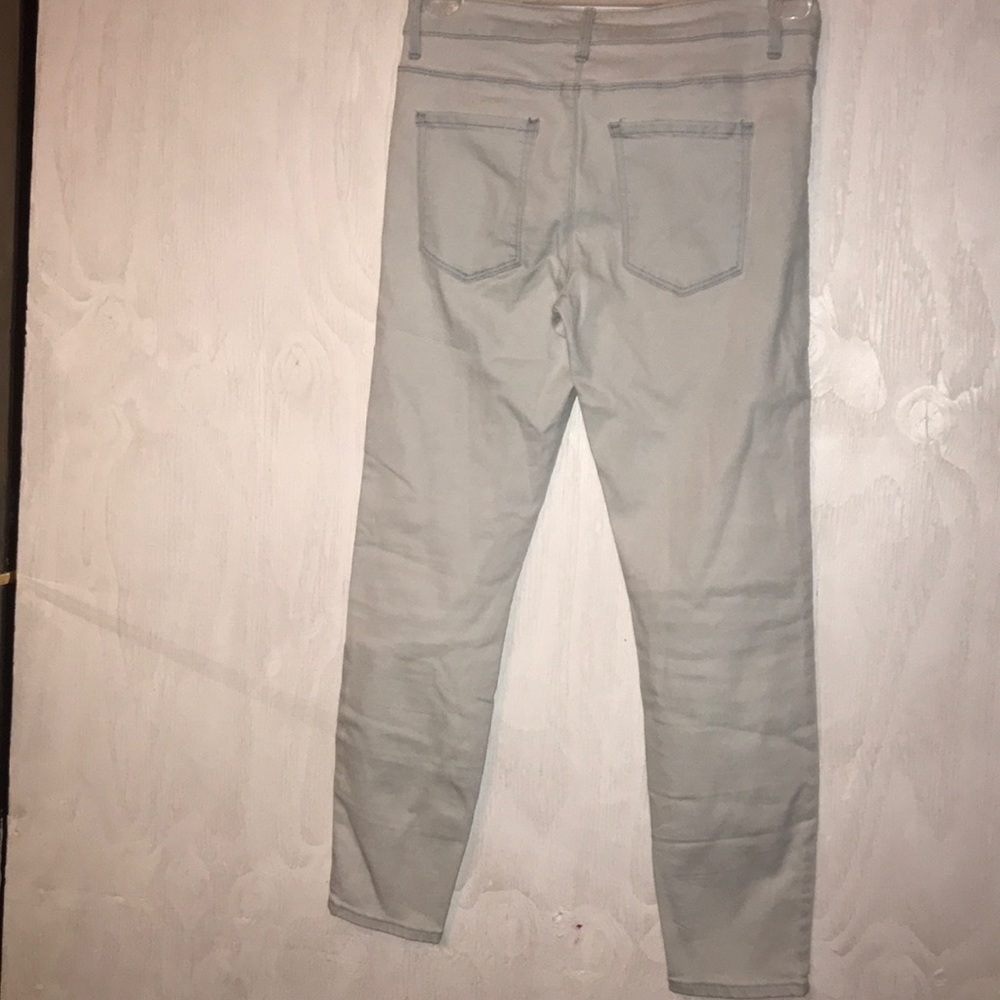 Forever 21 light blue jeans - Picture 6 of 6
